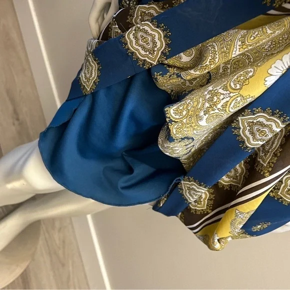 Jonathan Martin Blue and Gold Midi Sundress with V-Neck, Sleeveless Design & Tie - Picture 10 of 10